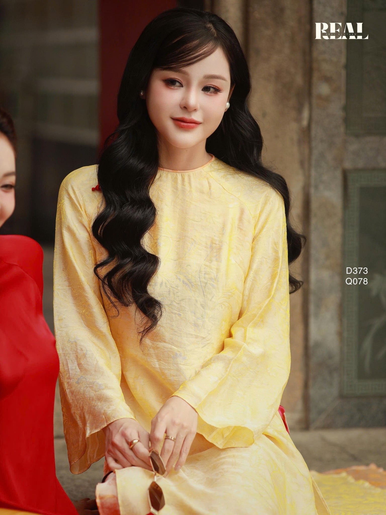 Áo dài cách tân Đoàn Viên