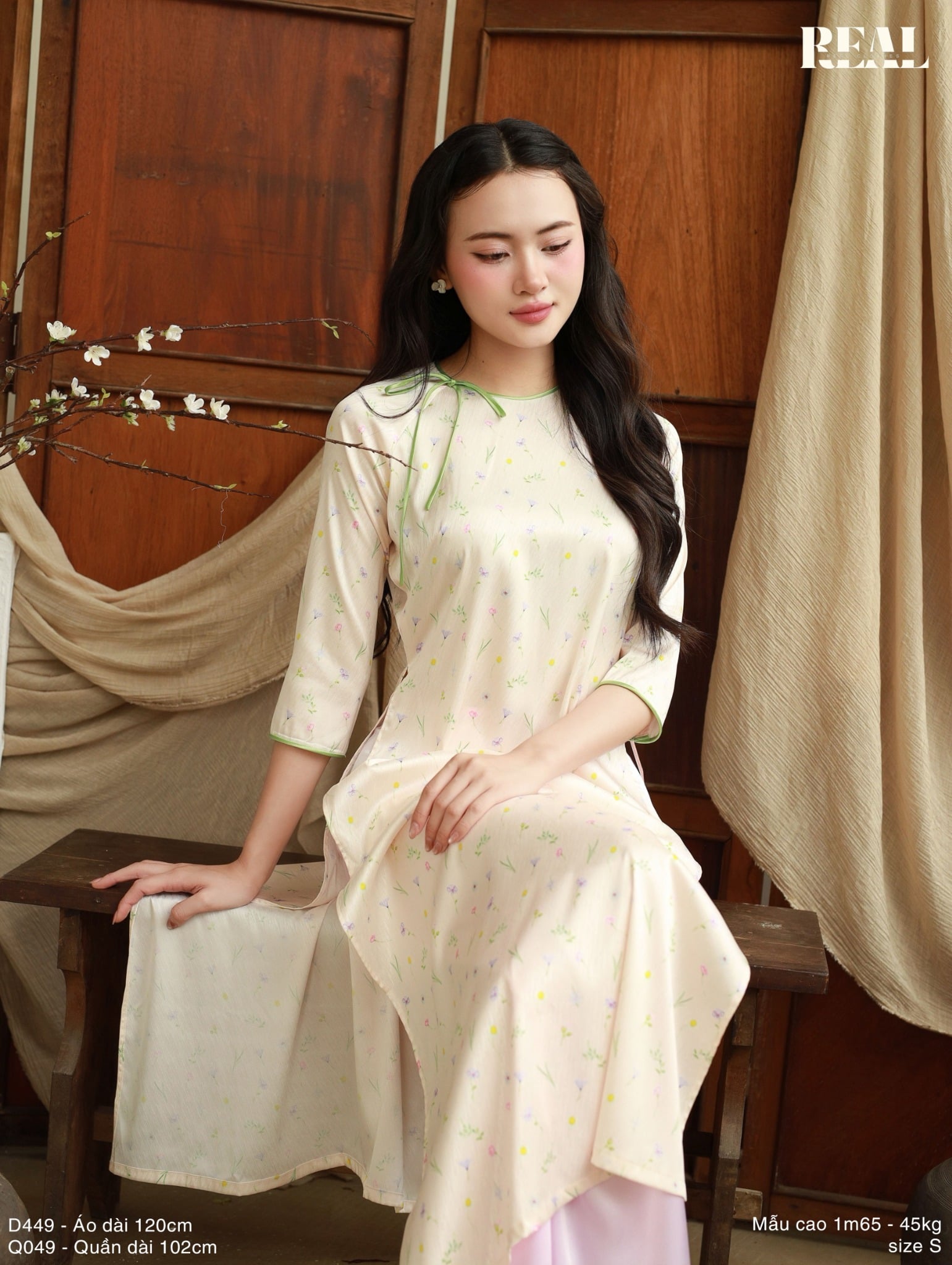 Áo dài cách tân Linh Lan