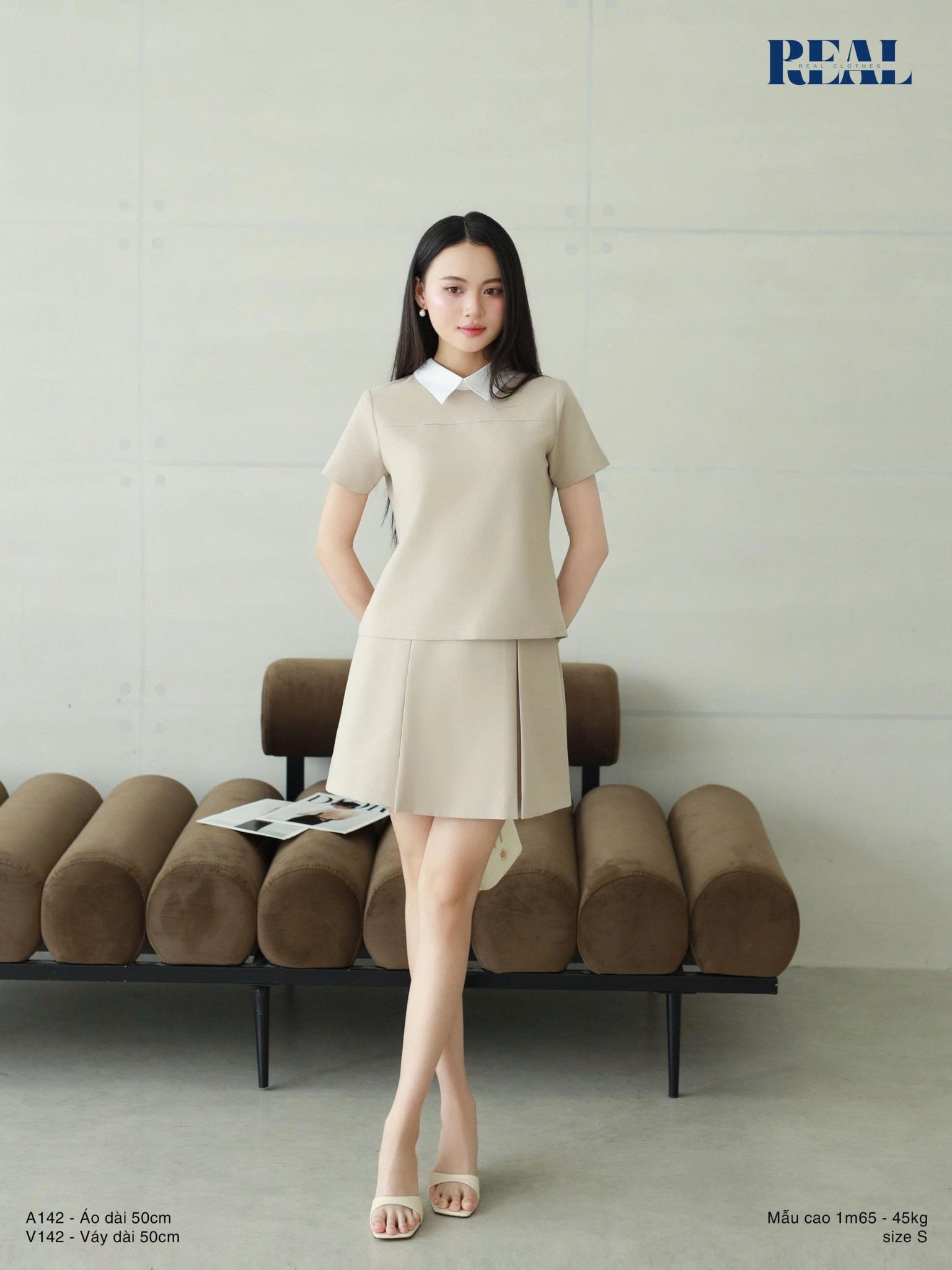 Váy xếp li dáng A ngắn