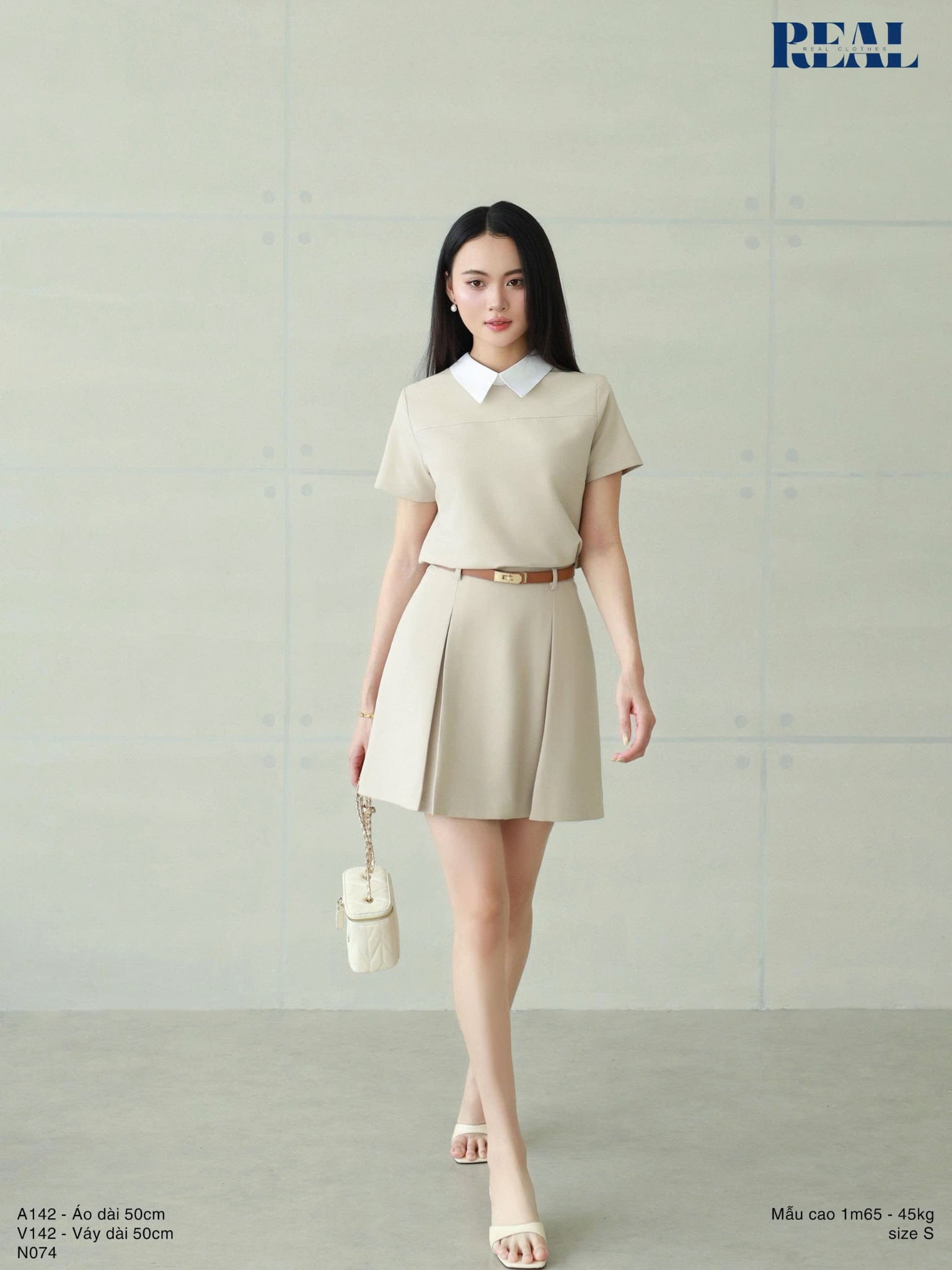 Váy xếp li dáng A ngắn