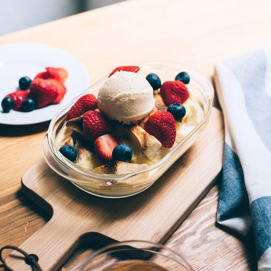  Khay thủy tinh chịu nhiệt cao cấp Hario heatproof gratin plate 600ml dùng được lò nướng, lò viba 