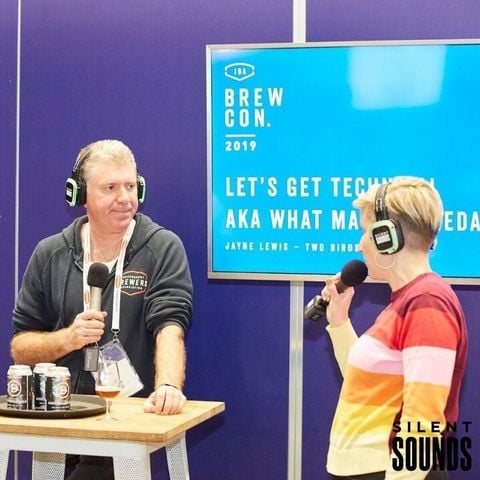  Cho thuê tai nghe Phiên Dịch 