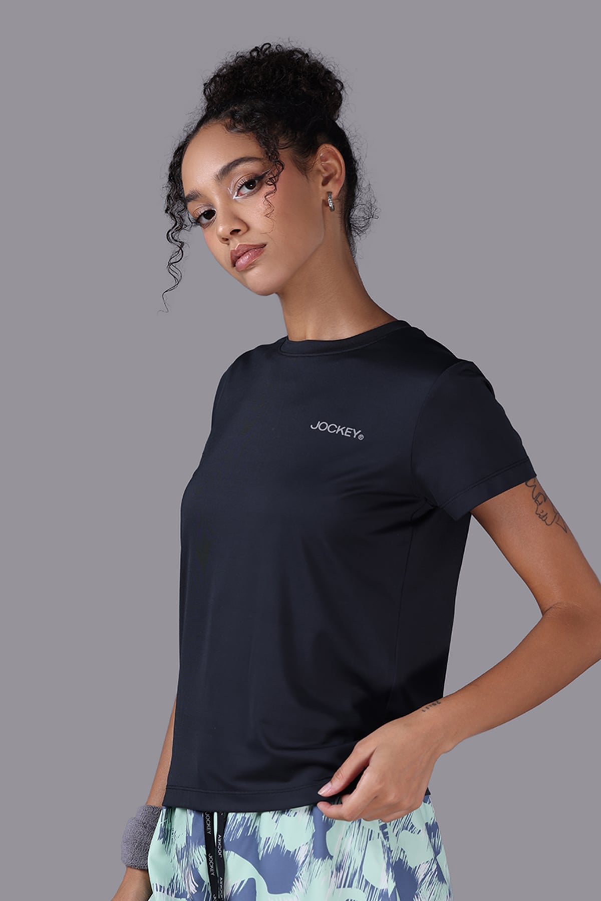 Áo T- shirt thể thao Jockey Nữ chất liệu wicking in logo – J1377