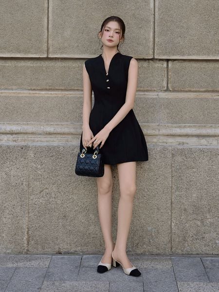 Full Đầm xòe công sở cotton ngắn cổ V DAA23A