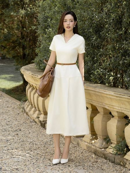 Đầm Công Sở Cotton Dài Xoè Cổ V - DAG22T