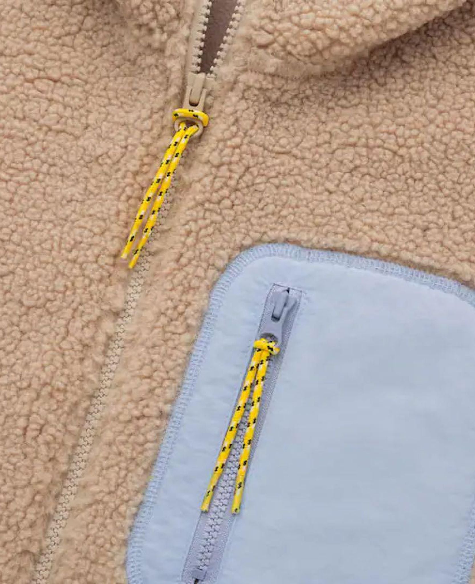  10.08.24 - VTG CROPPED FLEECE JACKET - UNIQLO X JWANDERSON 