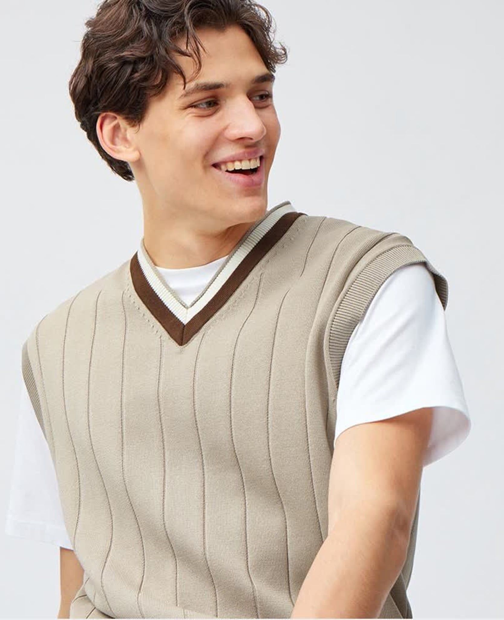  10.08.24 - VTG OVERSIZED KNIT VEST - GU BY UNIQLO 