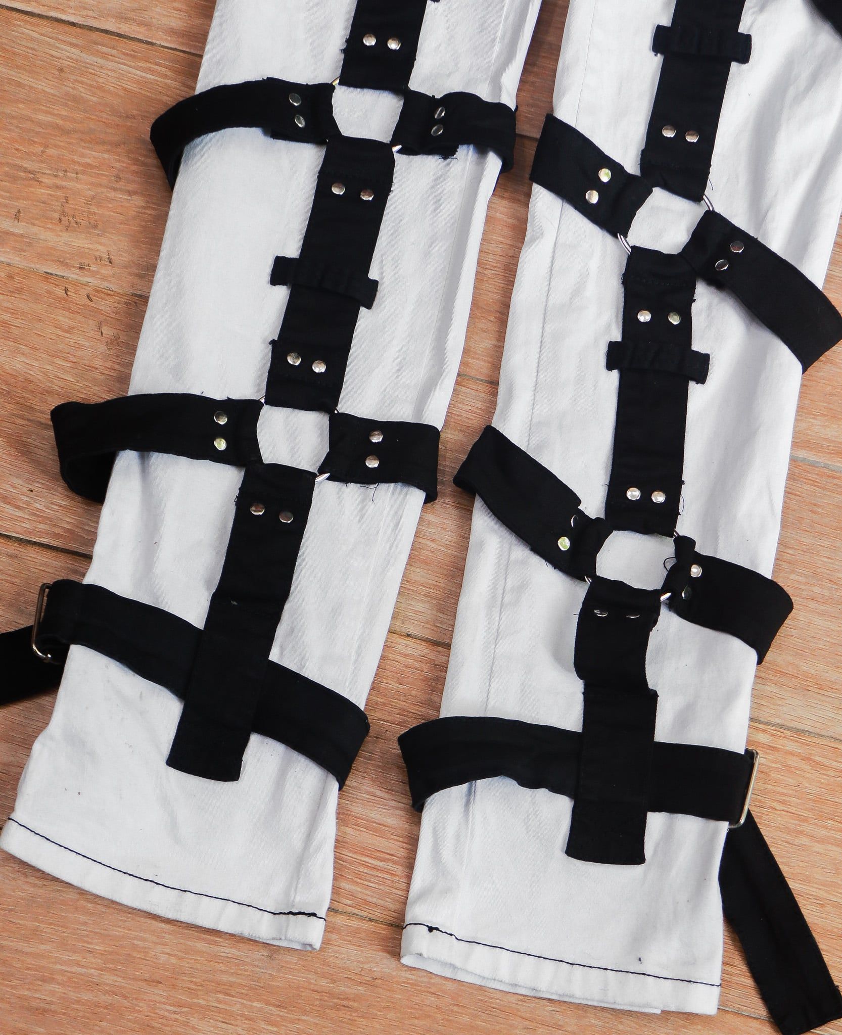  [PASS ĐỒ] - BONDAGE PUNK PANTS - TRIP NYC 