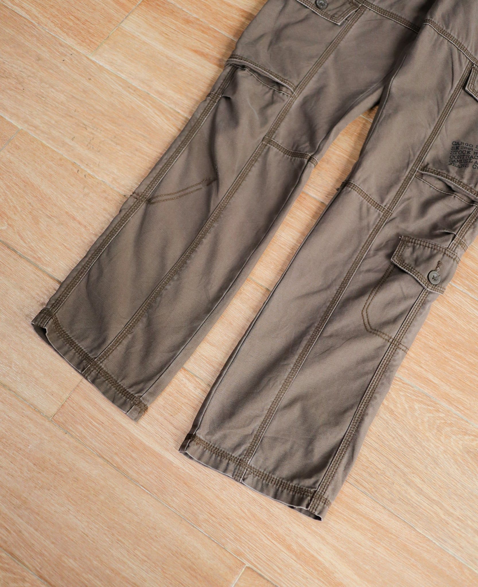  12.04.24 - VTG CARGO PANTS - SAMUEL & KEVIN 