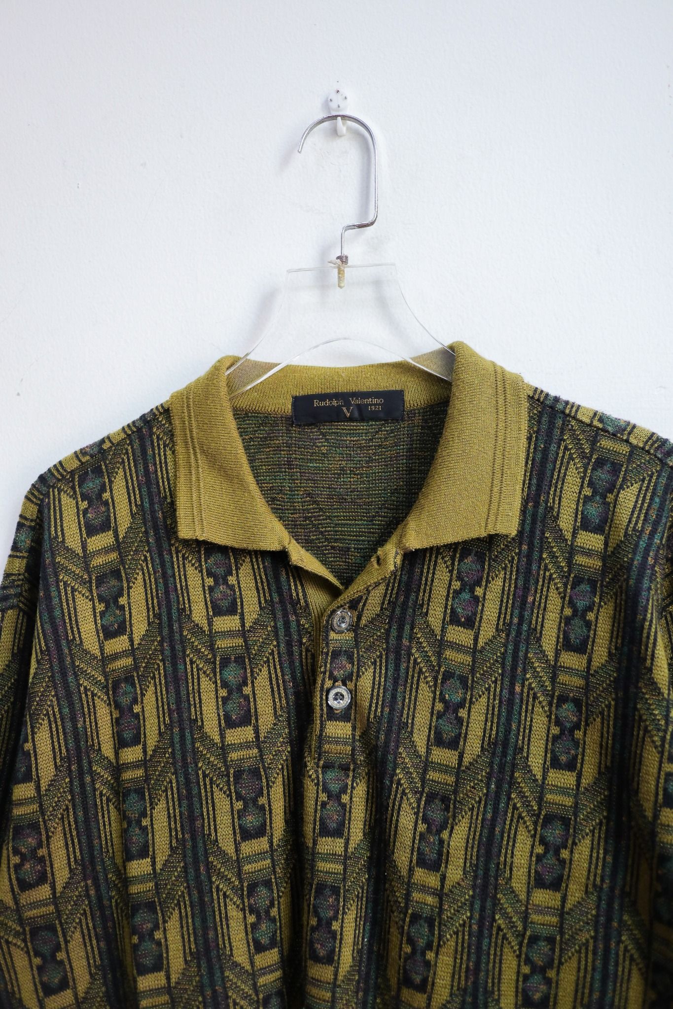  12.10.24 - VTG KNIT SWEATSHIRT - RUDOLPH VALENTINO 