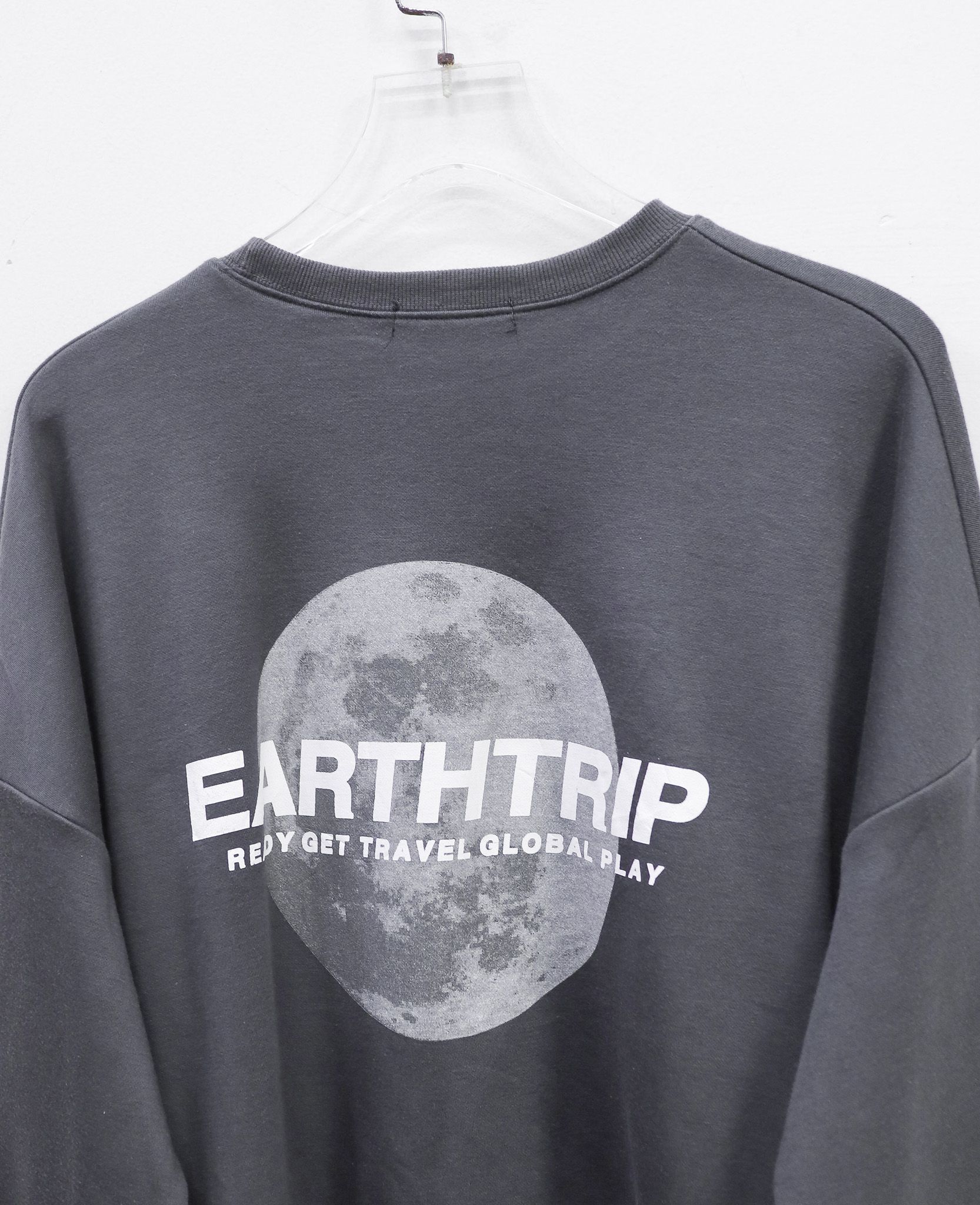  12.12..24 - VTG OVERSIZED SWEATSHIRT - MAYB 