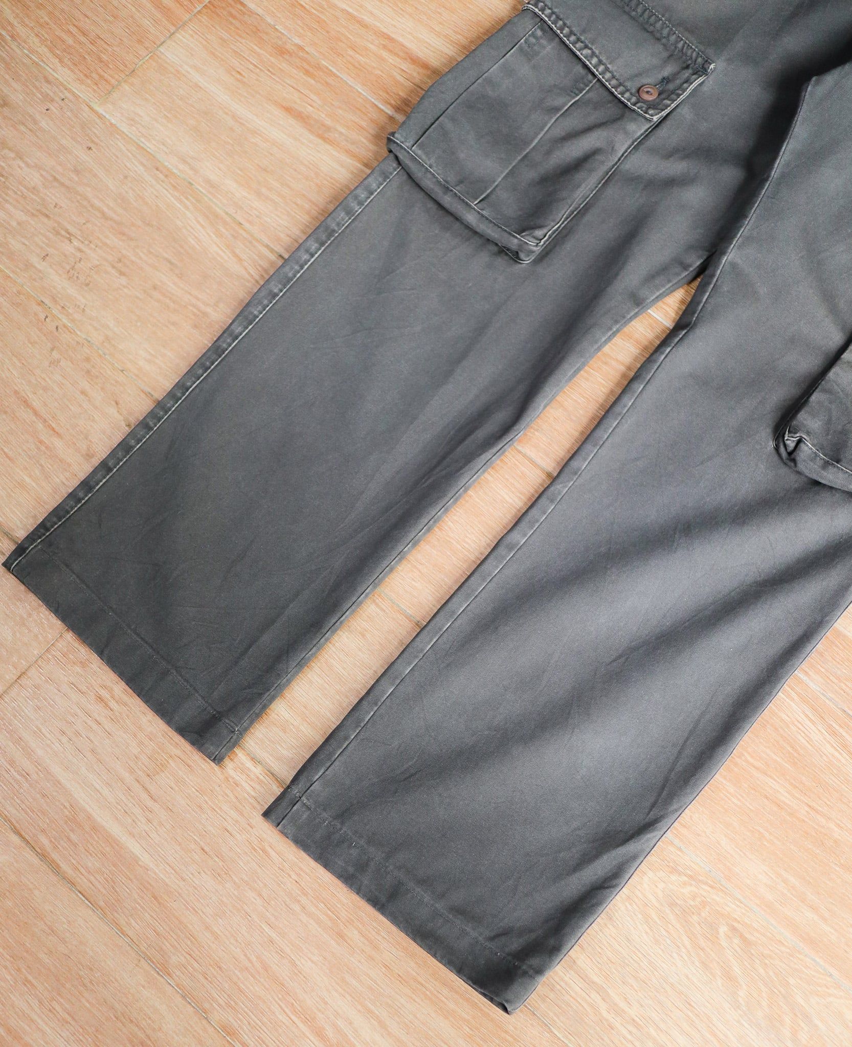  12.04.24 - VTG CARGO PANTS - CALVIN KLEIN JEANS 