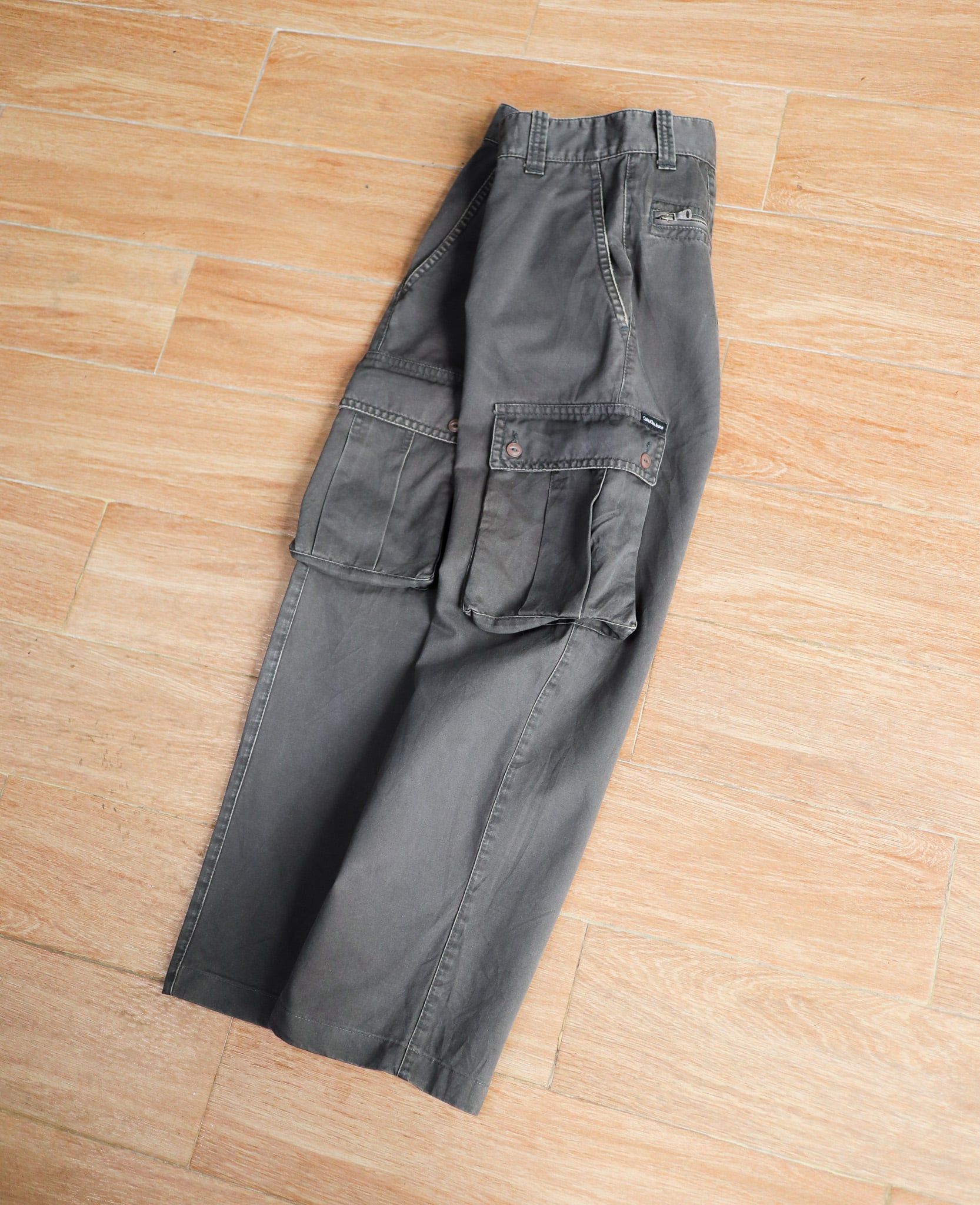  12.04.24 - VTG CARGO PANTS - CALVIN KLEIN JEANS 