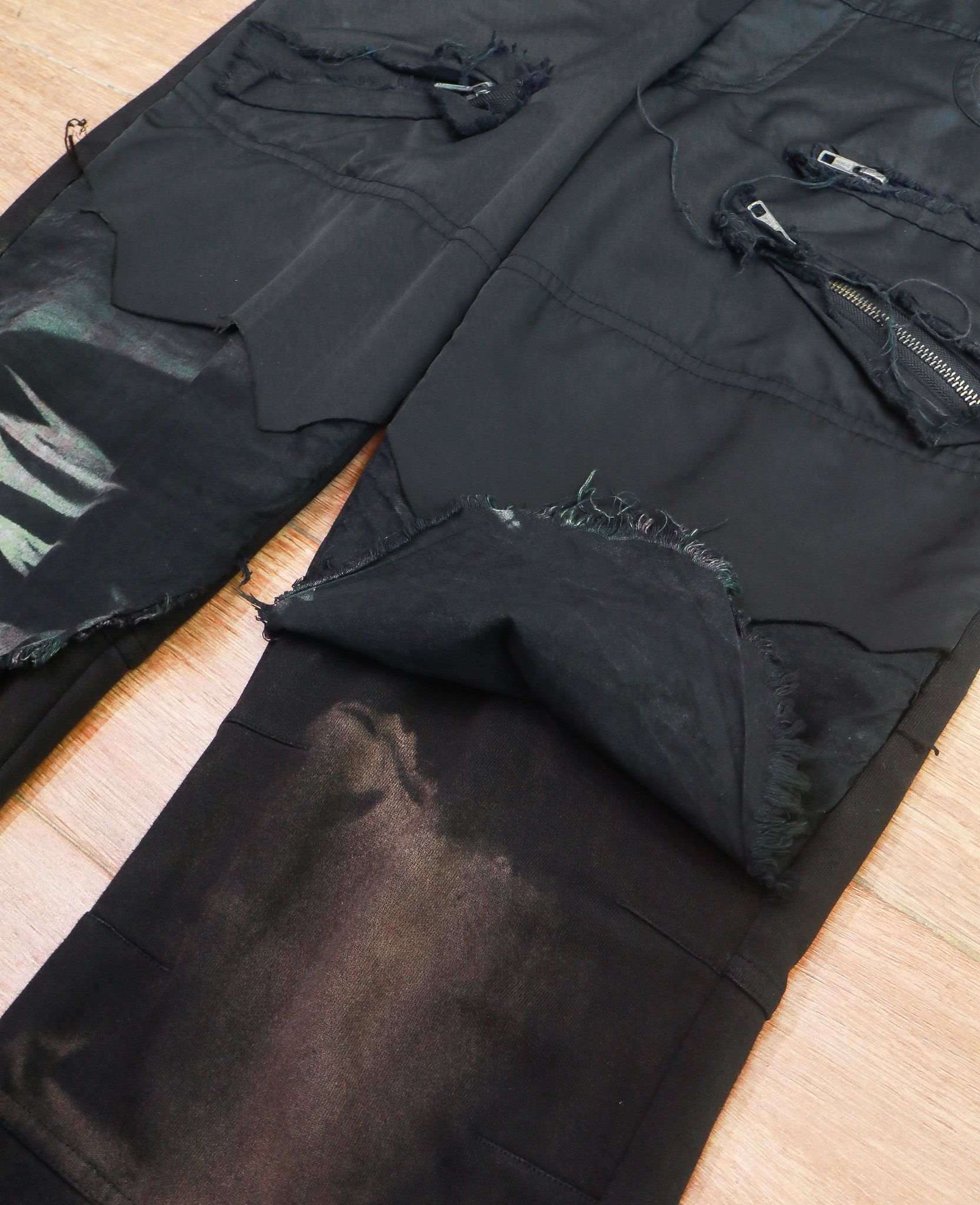  [PASS ĐỒ] - FLARED PANTS - VAEGABOND 