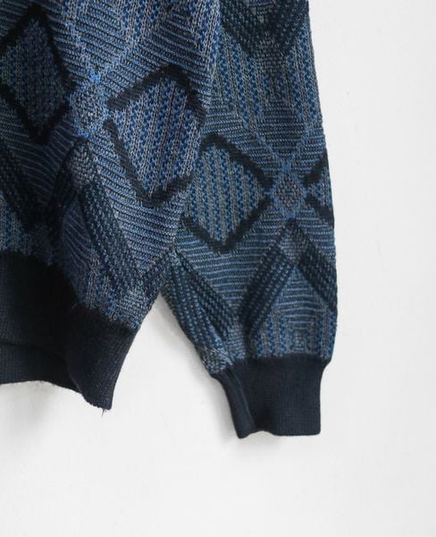  12.03.24 - VTG KNIT SWEATSHIRT - PARIS 