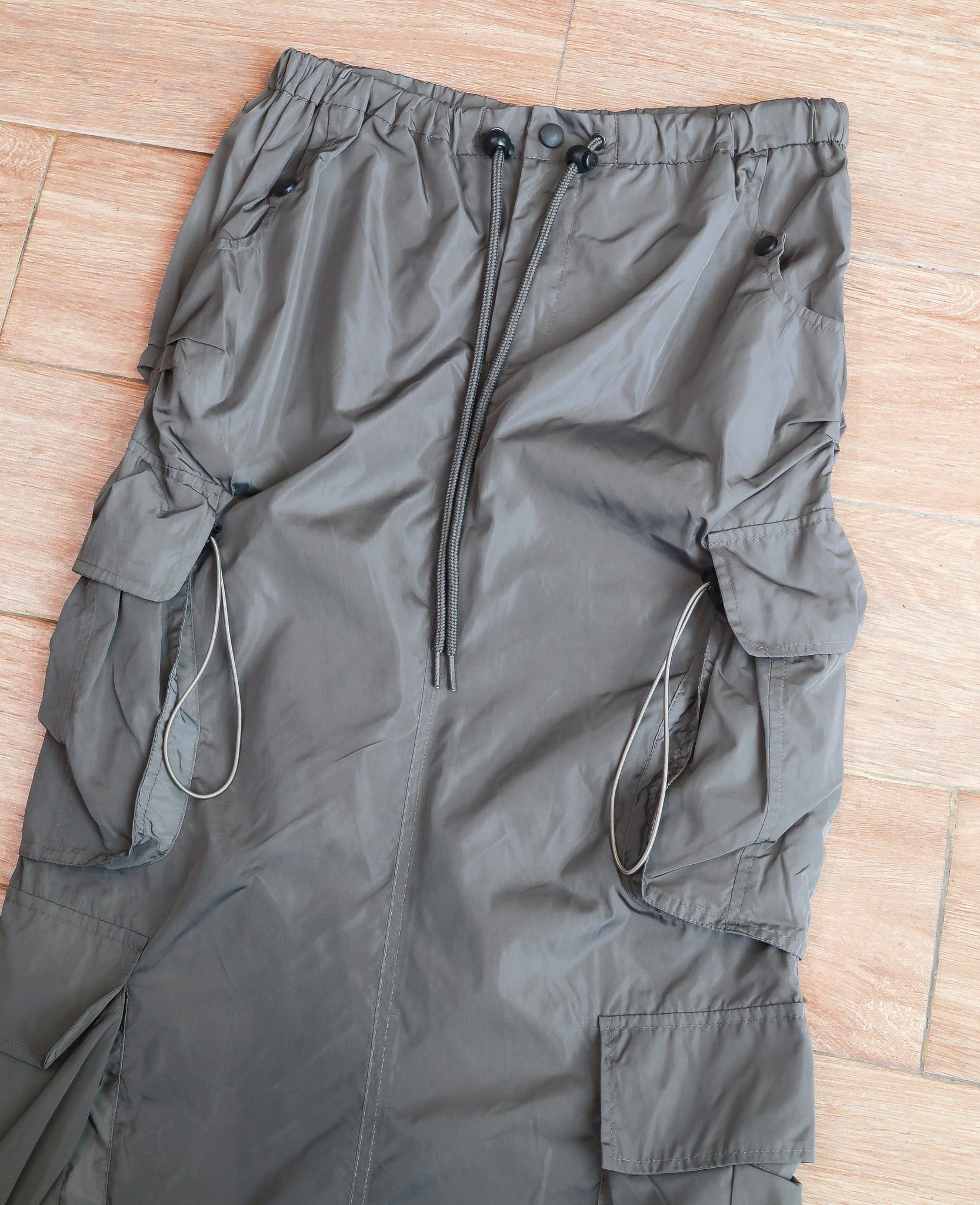 [PASS ĐỒ] - NYLON SKIRT PANTS - HEARTBURN 