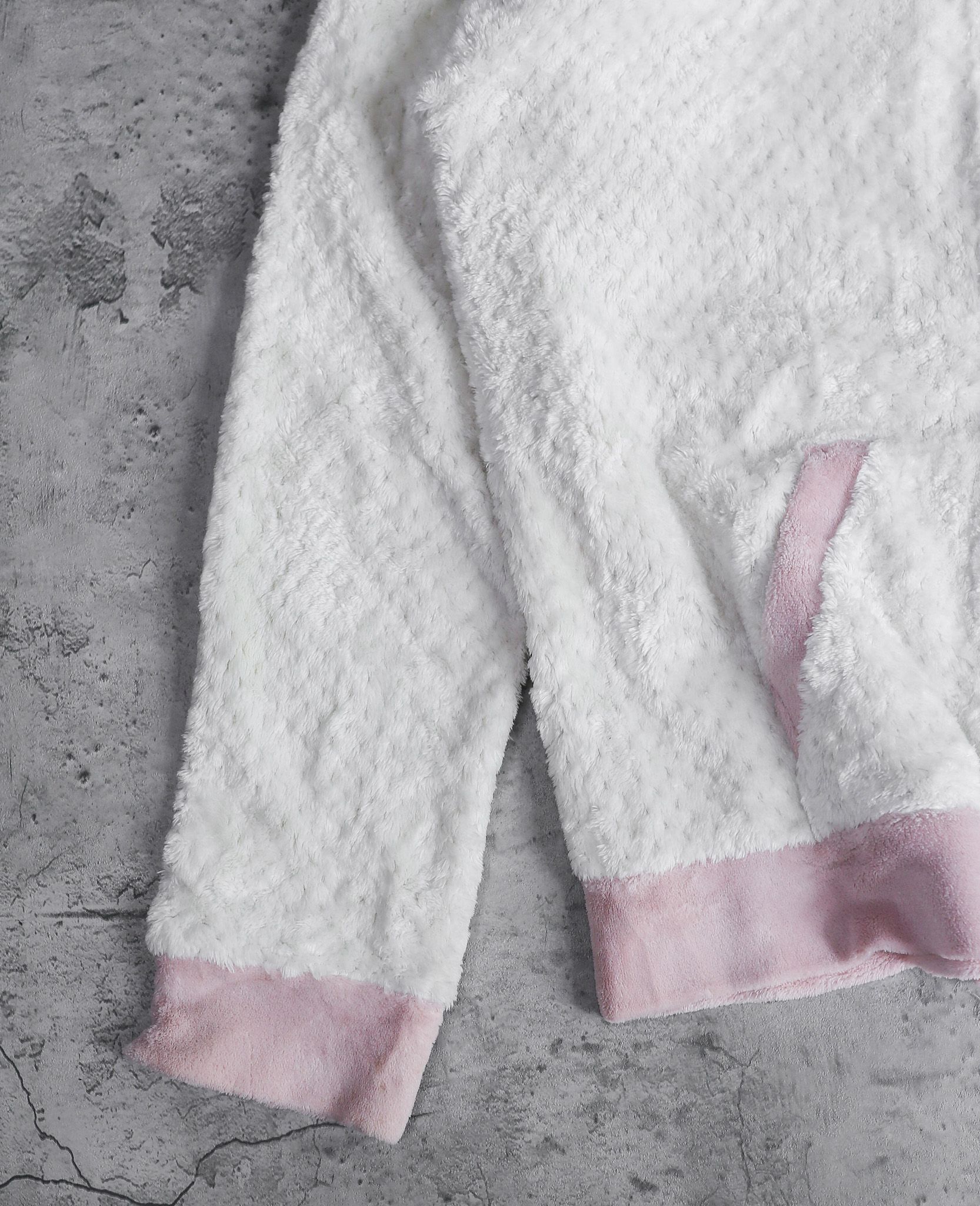  12.12.24 - VTG FLEECE ZIP UP HOODIE - AIMY'S ROOM 