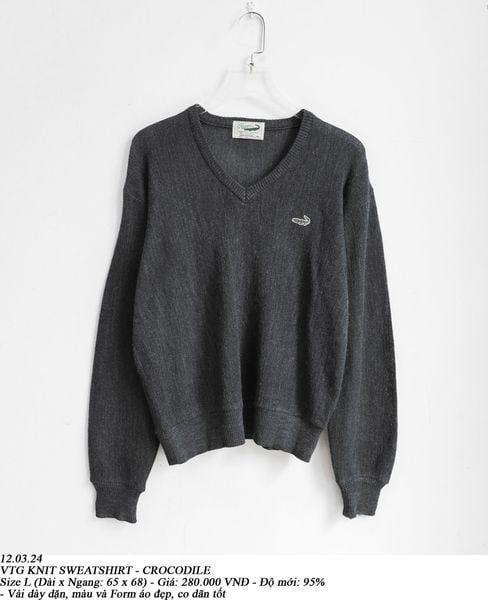  12.03.24 - VTG KNIT SWEATSHIRT - CROCODILE 