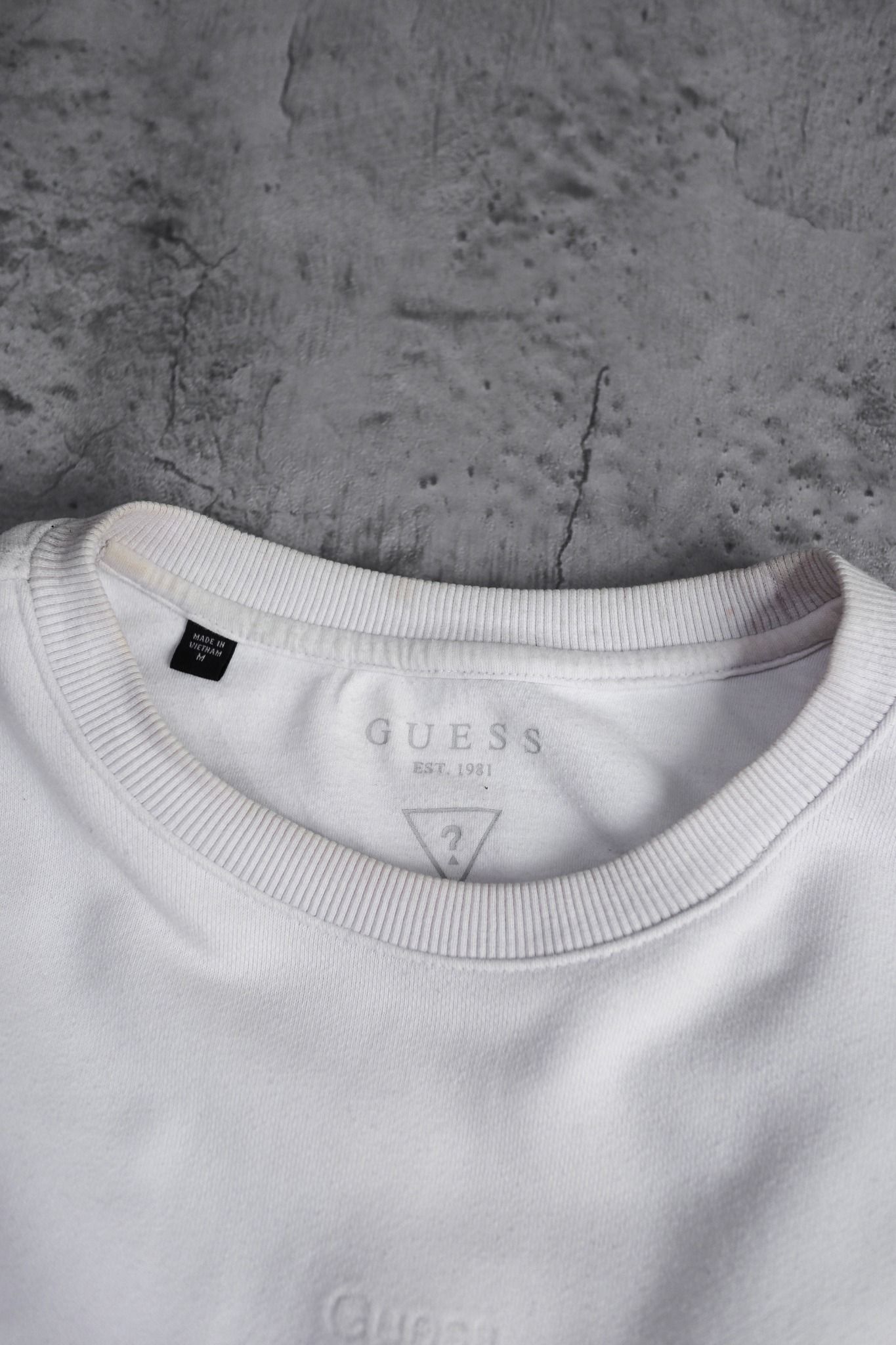  12.12..24 - VTG SWEATSHIRT - GUESS 