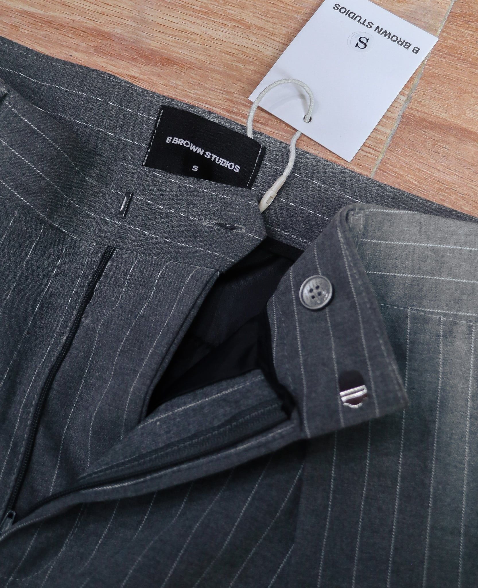  [PASS ĐỒ] - WIDE FIT DRESS PANTS - B BROWN STUDIOS 