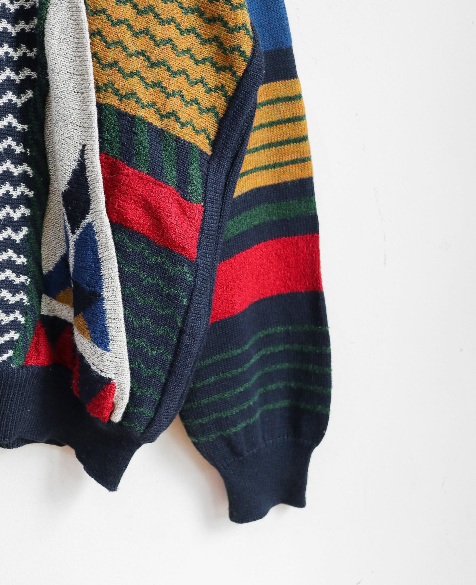  12.03.24 - VTG KNIT SWEATSHIRT - SEVRES 