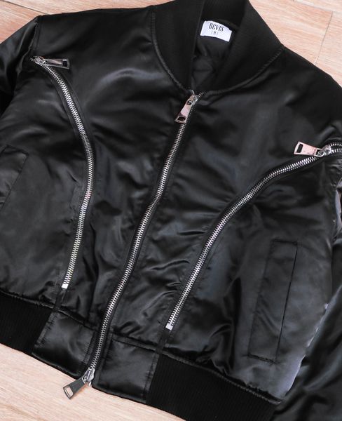  [PASS ĐỒ] - SATIN BOMBER JACKET - BEVIS 
