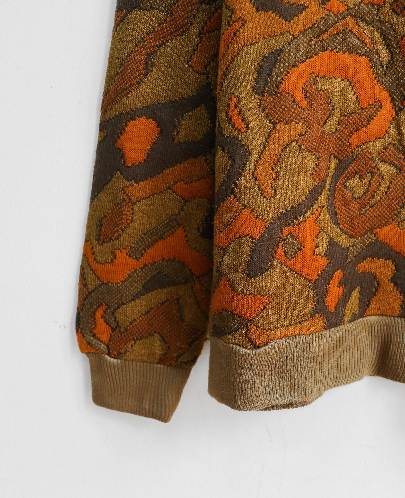  12.03.24 - VTG KNIT SWEATSHIRT - FOCAL 