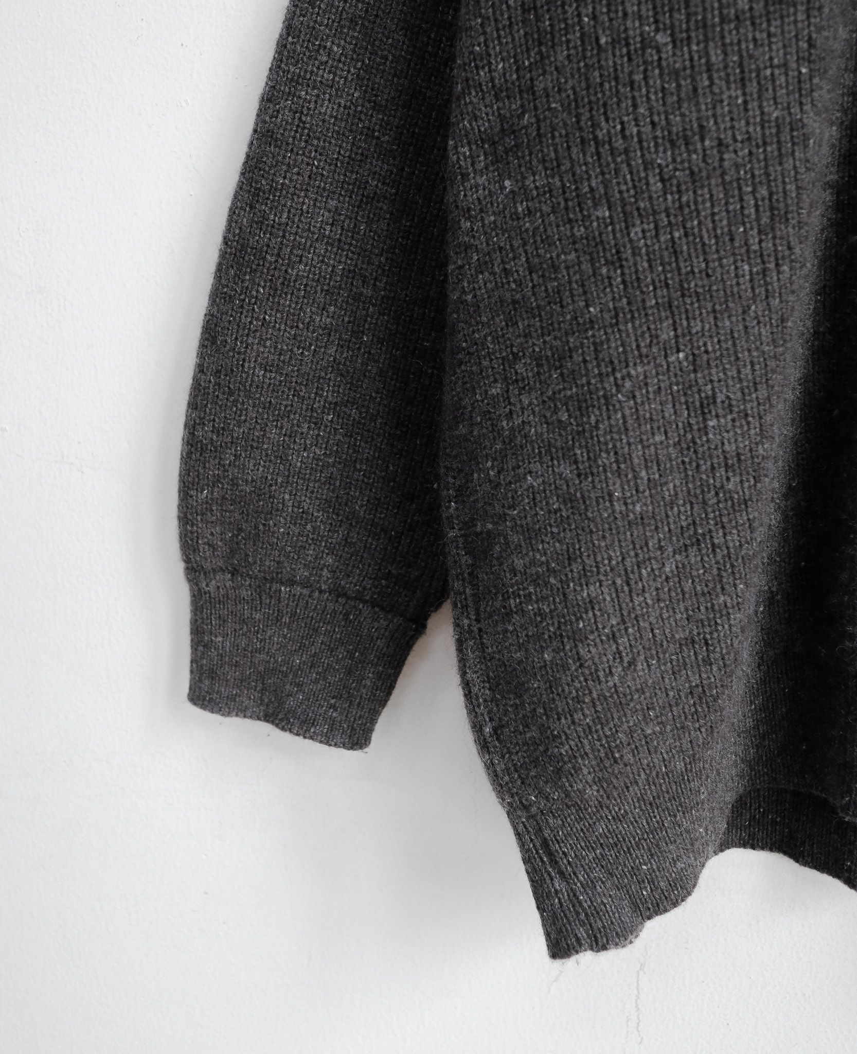  12.10.24 - VTG OVERSIZED KNIT SWEATSHIRT - STILLWATER 