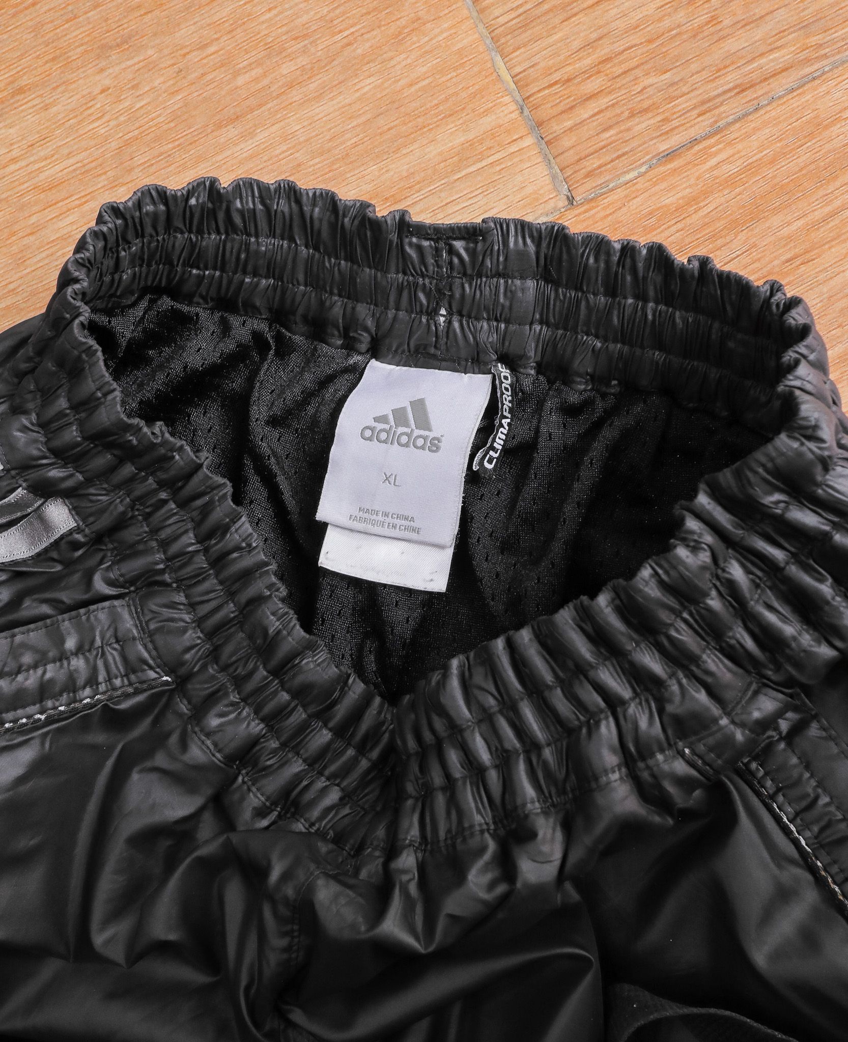  11.11.24 - VTG WIND TRACK PANTS - ADIDAS 