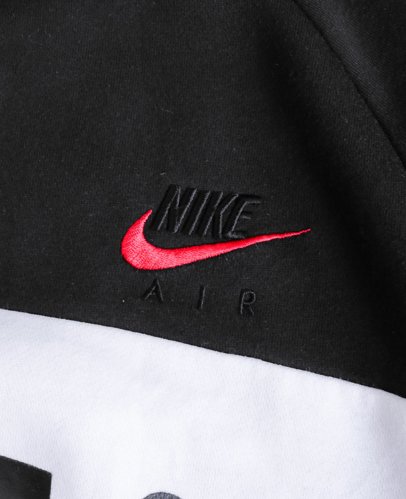  11.19.24 - VTG SWEATSHIRT - NIKE 