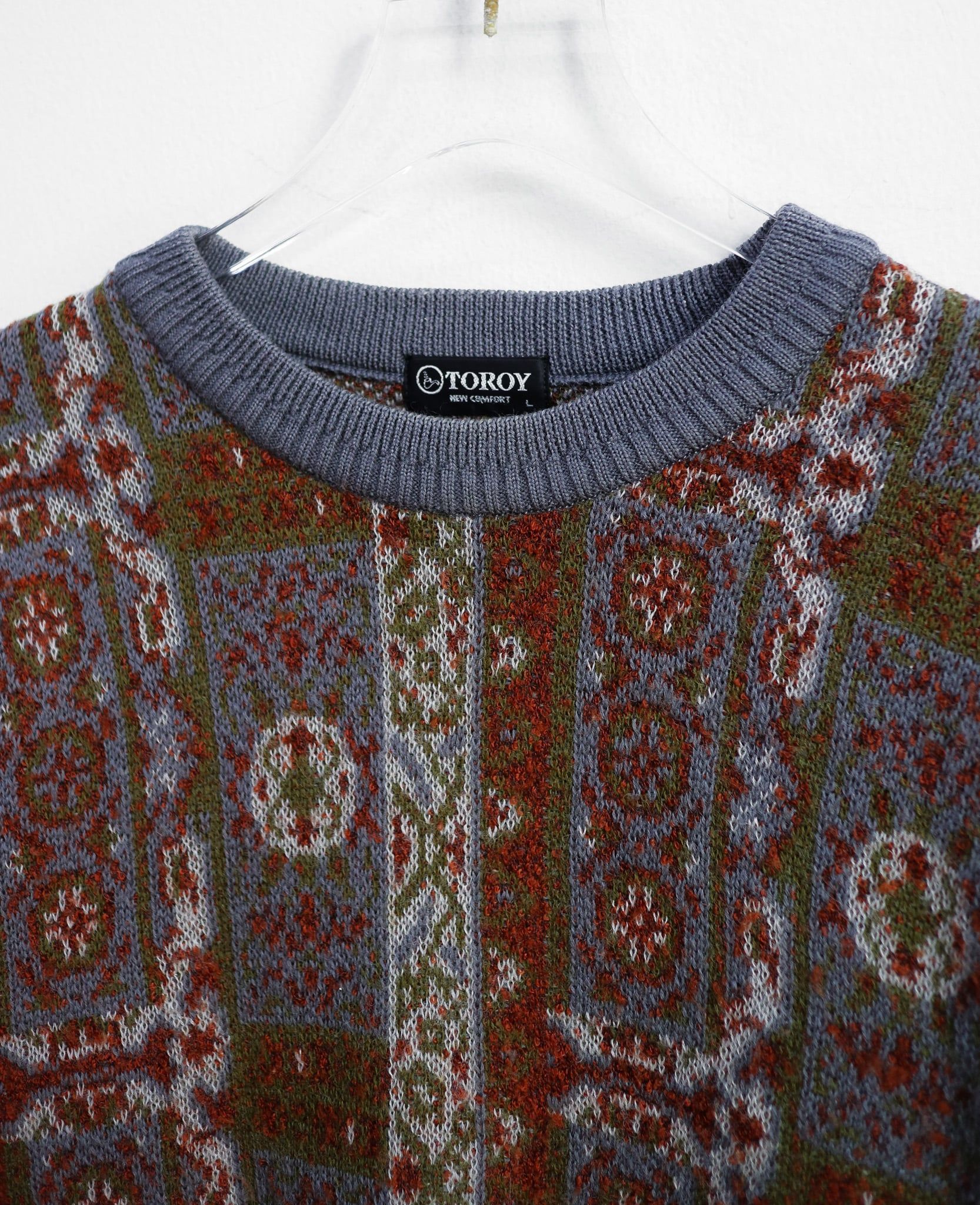  12.10.24 - VTG KNIT SWEATSHIRT - TOROY 