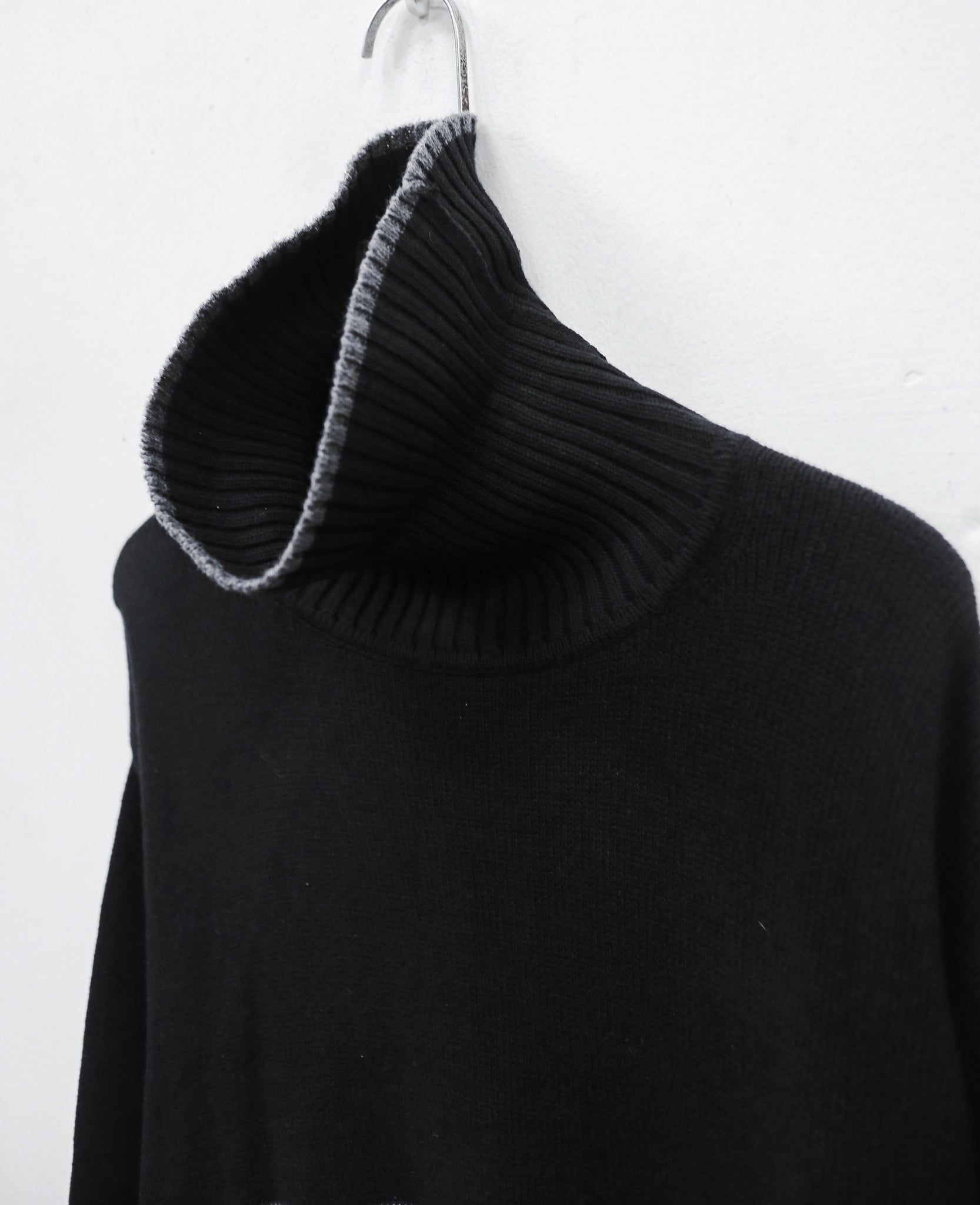  12.26.24 - VTG OVERSIZED TURTLENECK KNIT SWEATSHIRT - MARITHE+ FRANCOIS GIRBAUD 