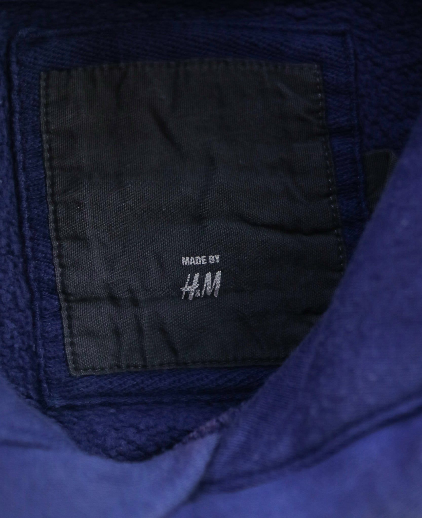  12.05.24 - VTG PULLOVER HOODIE - H&M DIVIDED 