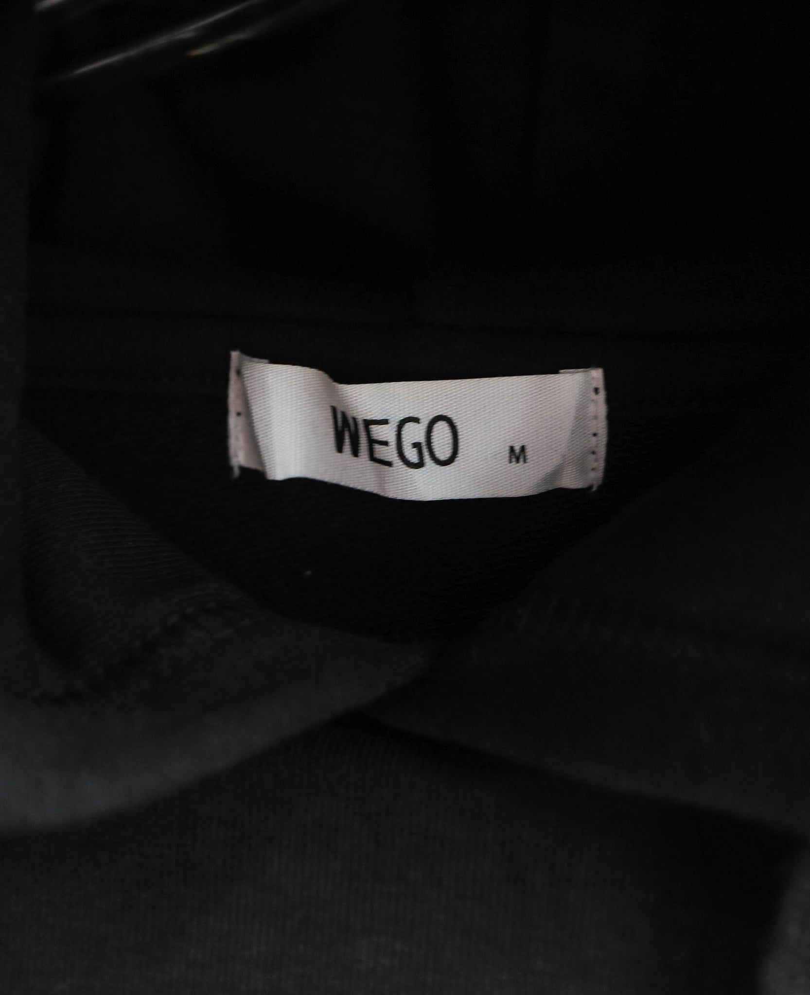  12.25.24 - VTG OVERSIZED PULLOVER HOODIE - WEGO 