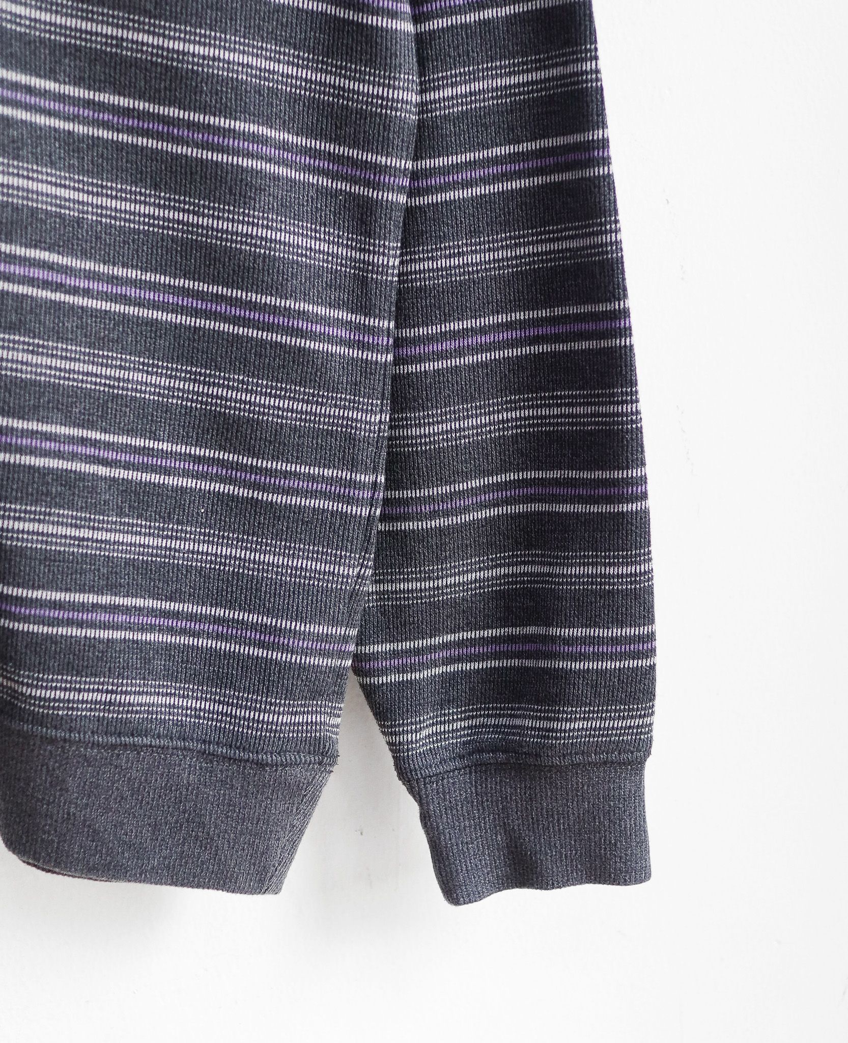  12.03.24 - VTG KNIT SWEATSHIRT - U.P REMONA 