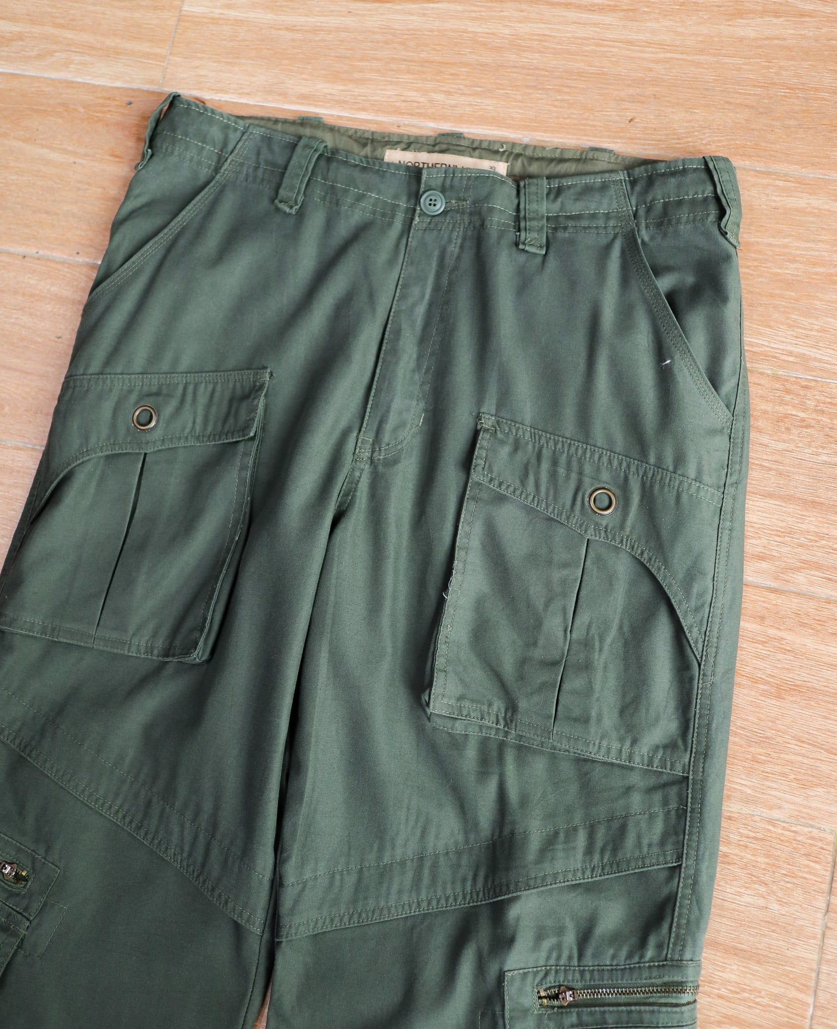  12.04.24 - VTG BAGGY CARGO PANTS - NORTHERNLIGHT 