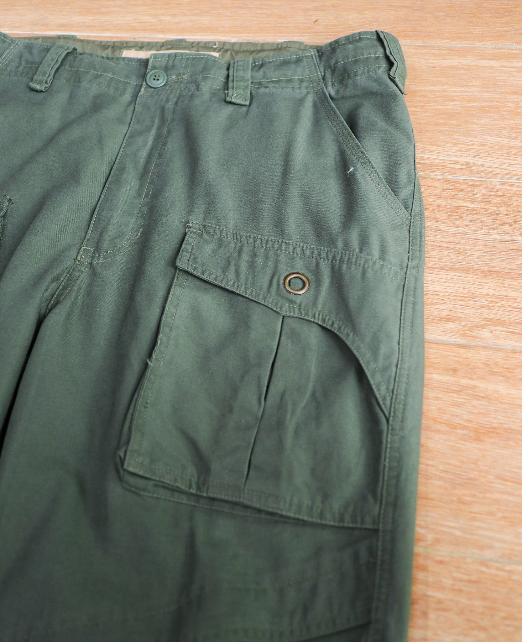  12.04.24 - VTG BAGGY CARGO PANTS - NORTHERNLIGHT 