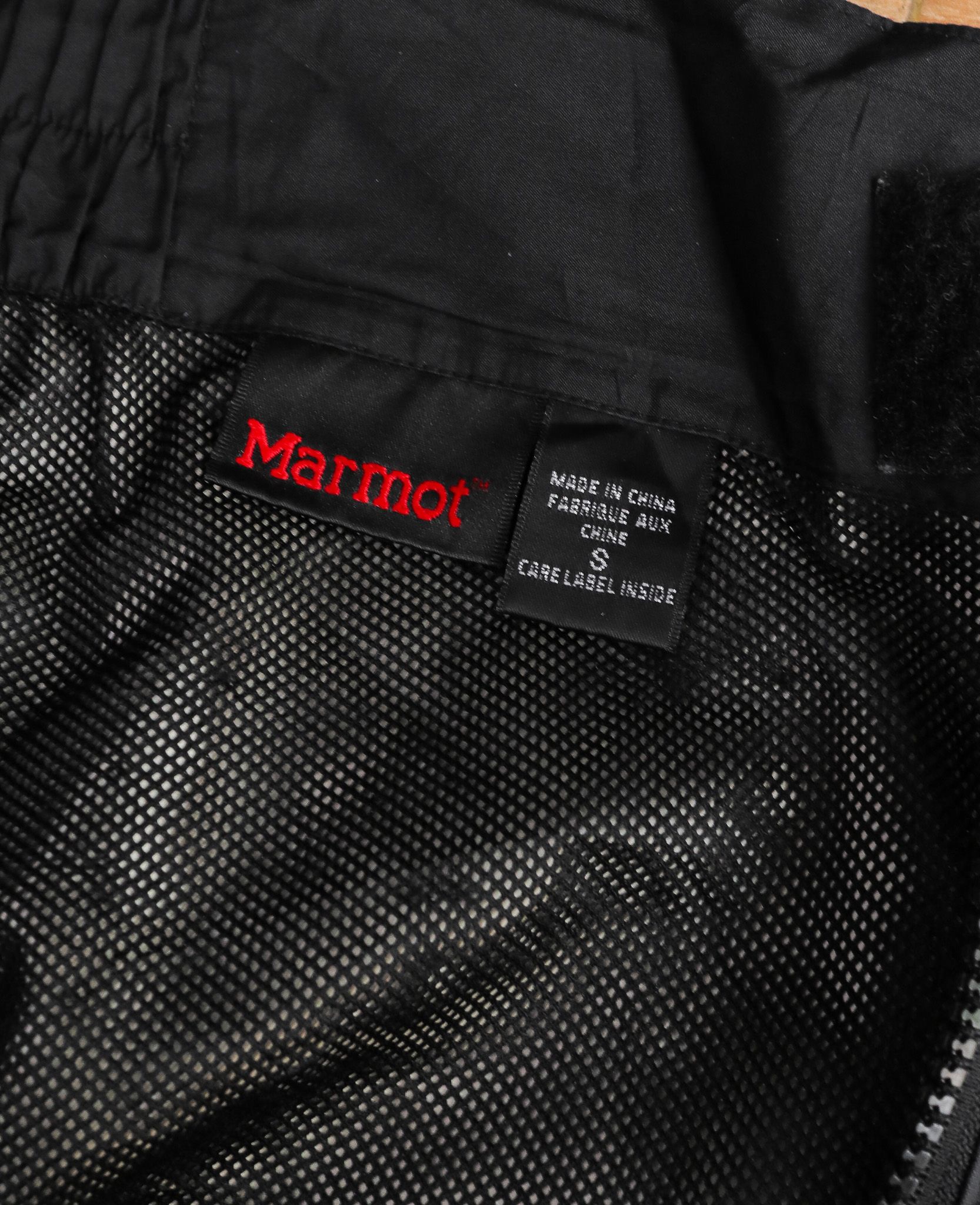  11.18.24 - VTG OUTDOOR TEARAWAY WIND PANTS - MARMOT 