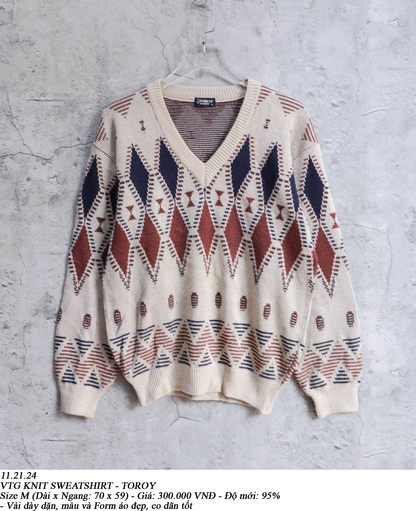  11.21.24 - VTG KNIT SWEATSHIRT - TOROY 