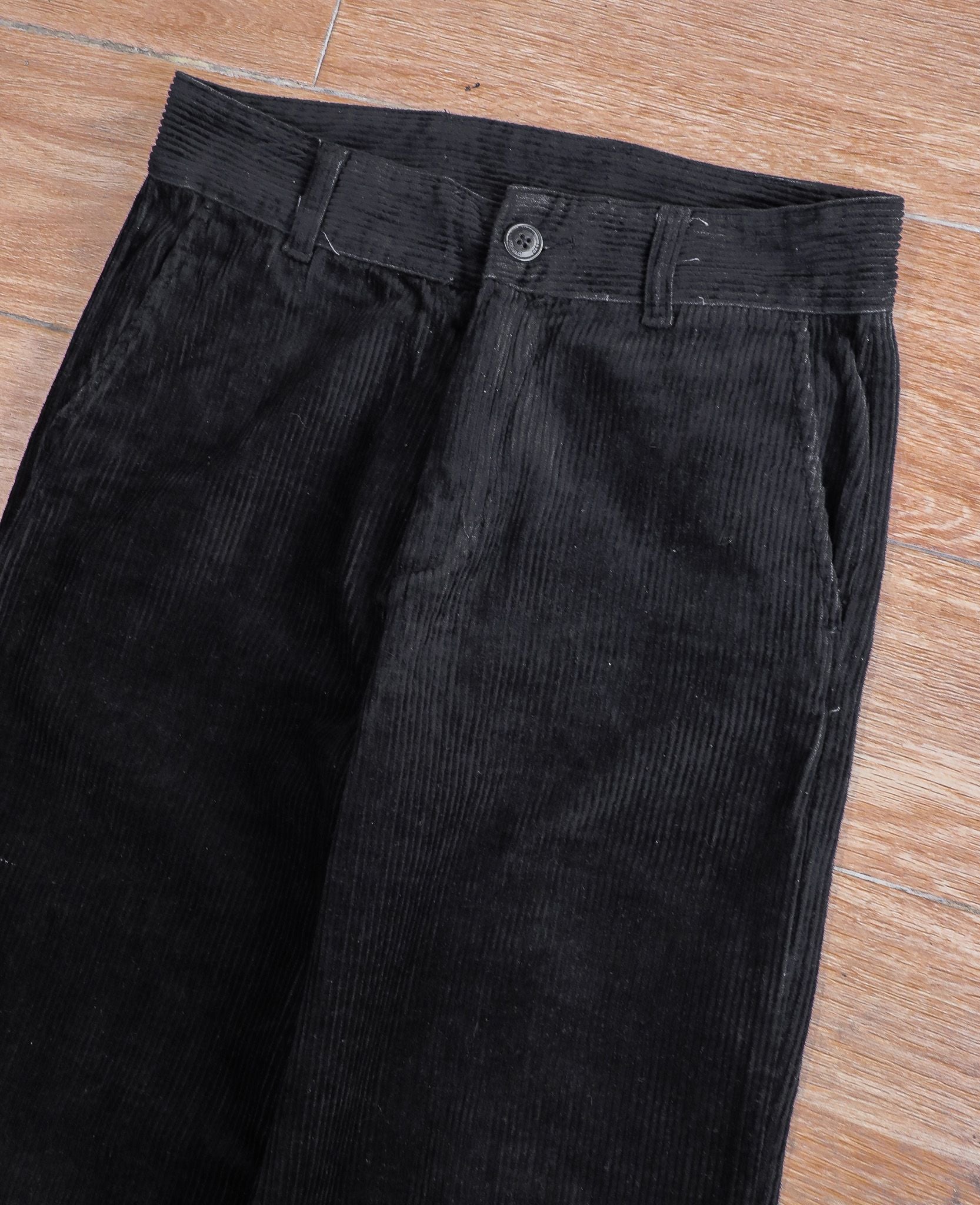  11.11.24 - VTG CORDUROY PANTS - WHO.A.U 