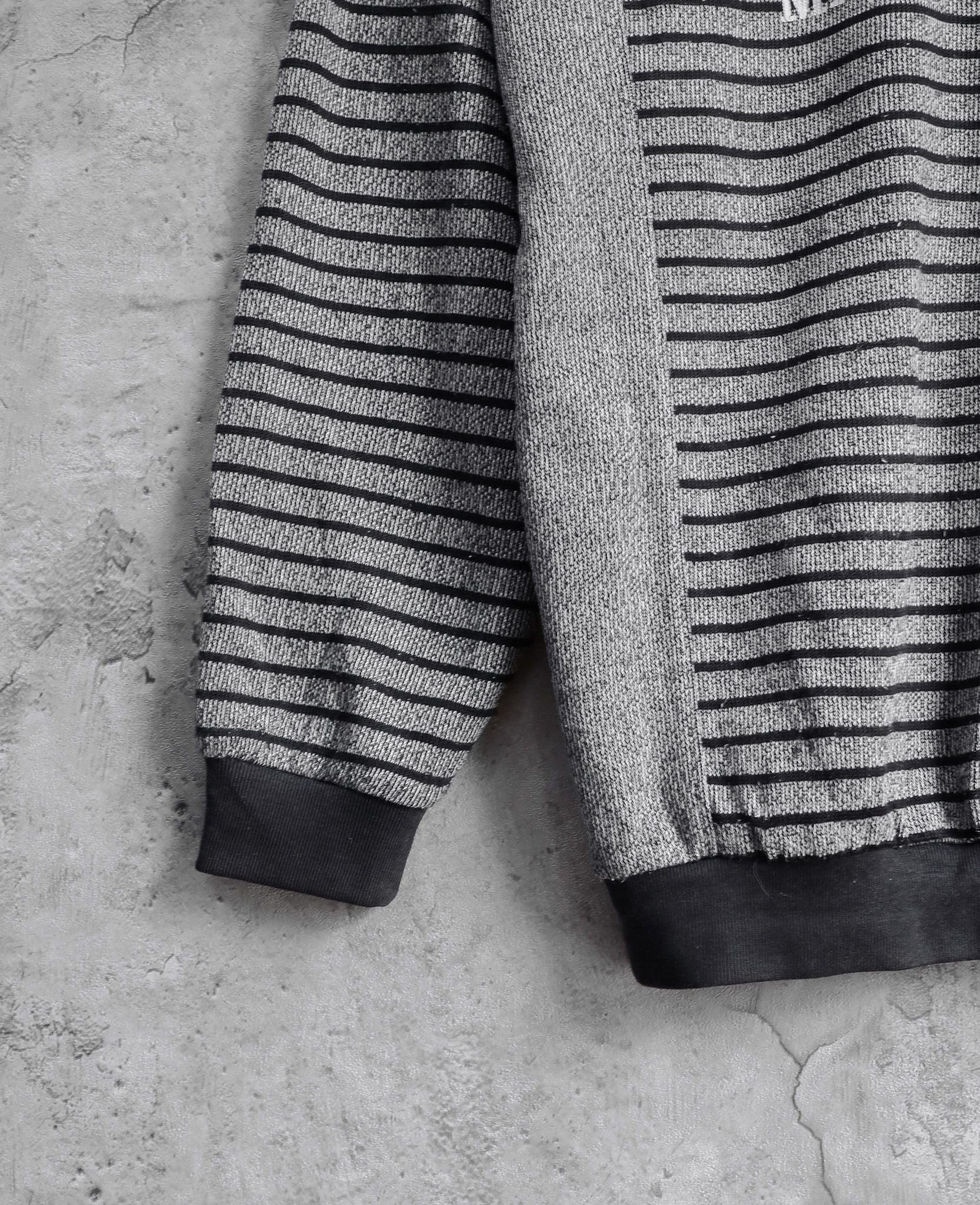  11.21.24 - VTG KNIT SWEATSHIRT - SUNBIRD 
