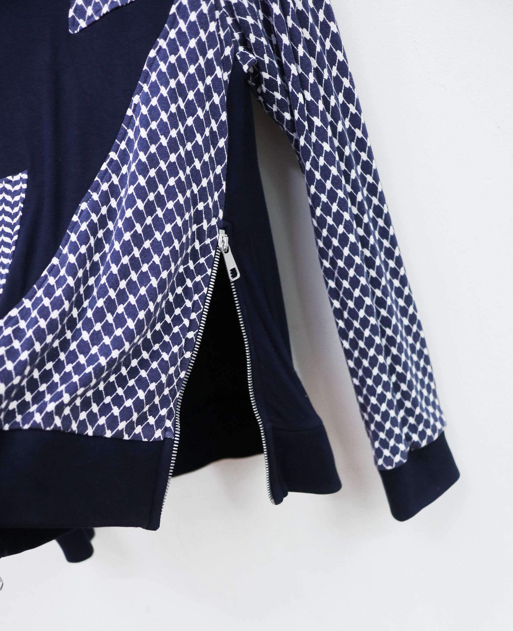  12.26.24 - VTG SWEATSHIRT - NEIL BARRETT 