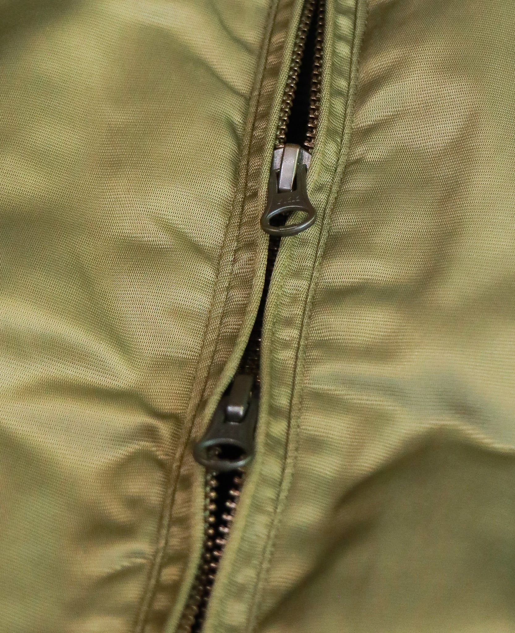  [PASS ĐỒ] - BOMBER JACKET - 10 DEEP 