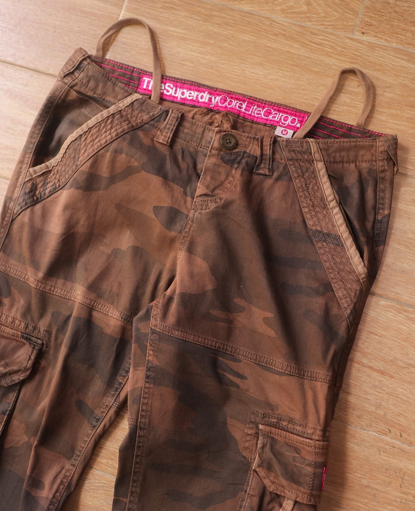  08.17.24 - VTG MILITARY CARGO PANTS - THE SUPERDRY 