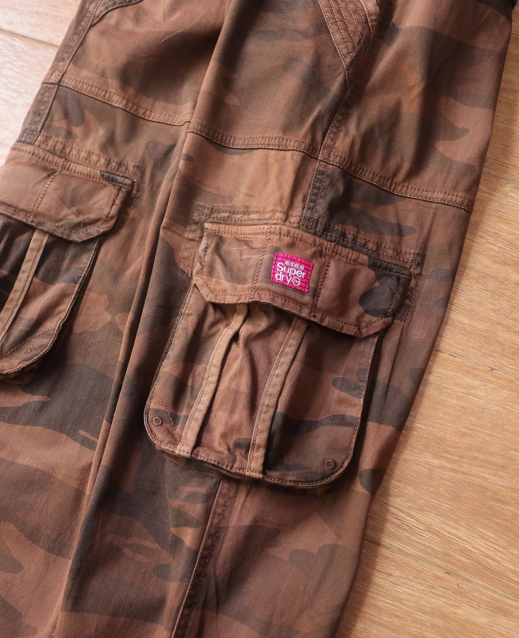  08.17.24 - VTG MILITARY CARGO PANTS - THE SUPERDRY 