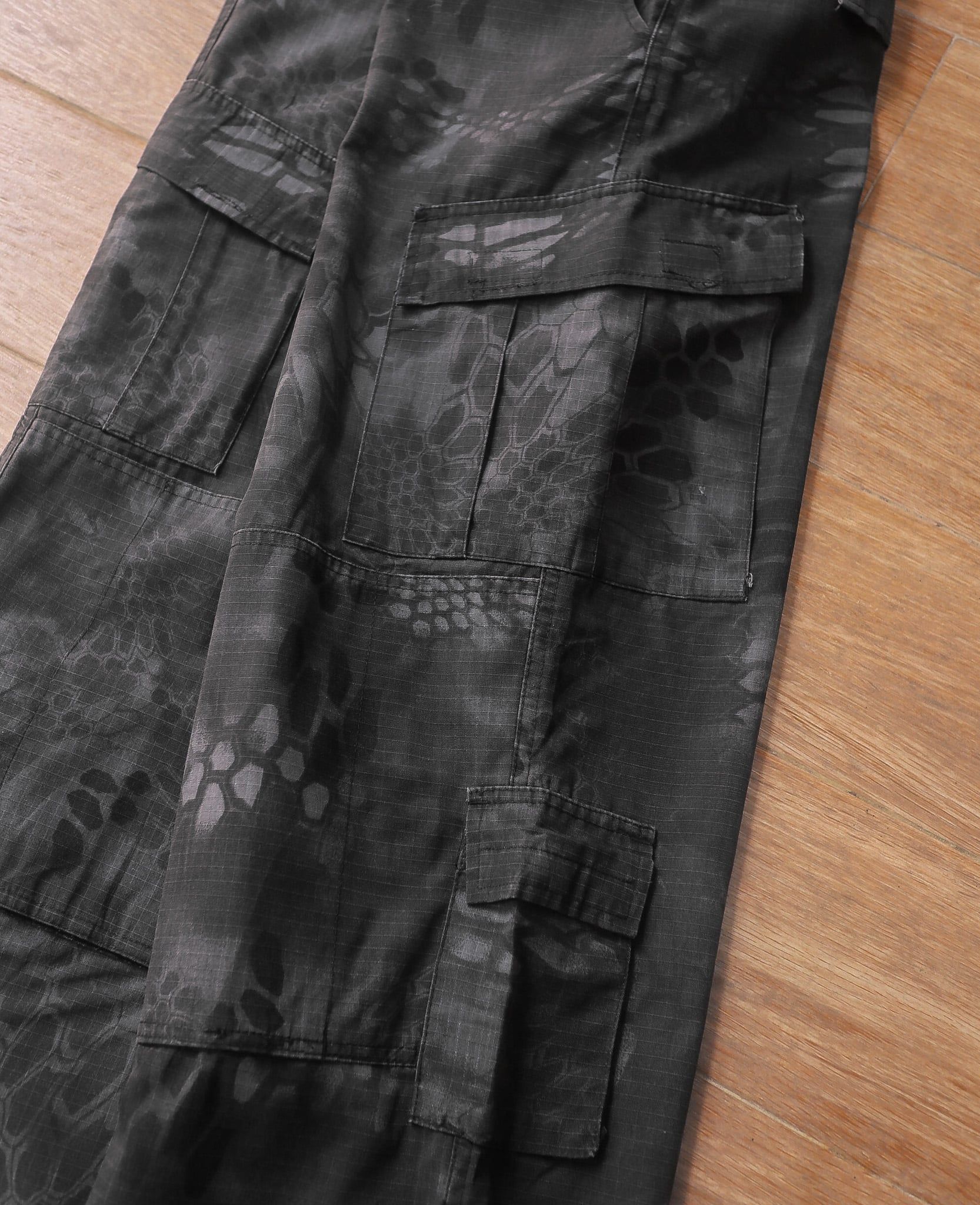  08.17.24 - VTG RIPSTOP MILITARY CARGO PANTS 