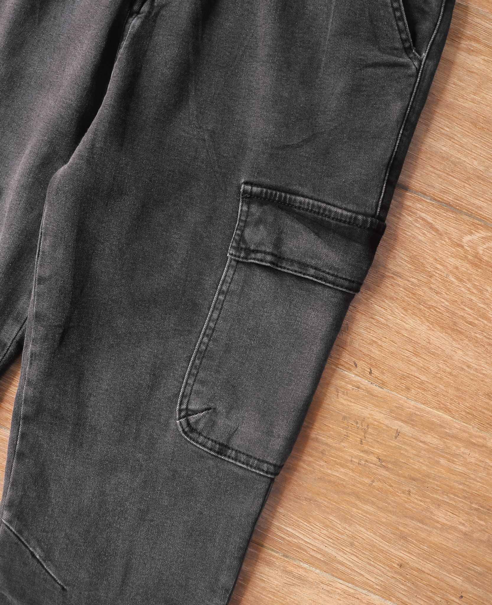  08.17.24 - VTG DENIM JOGGER CARGO PANTS - ZARA MAN 