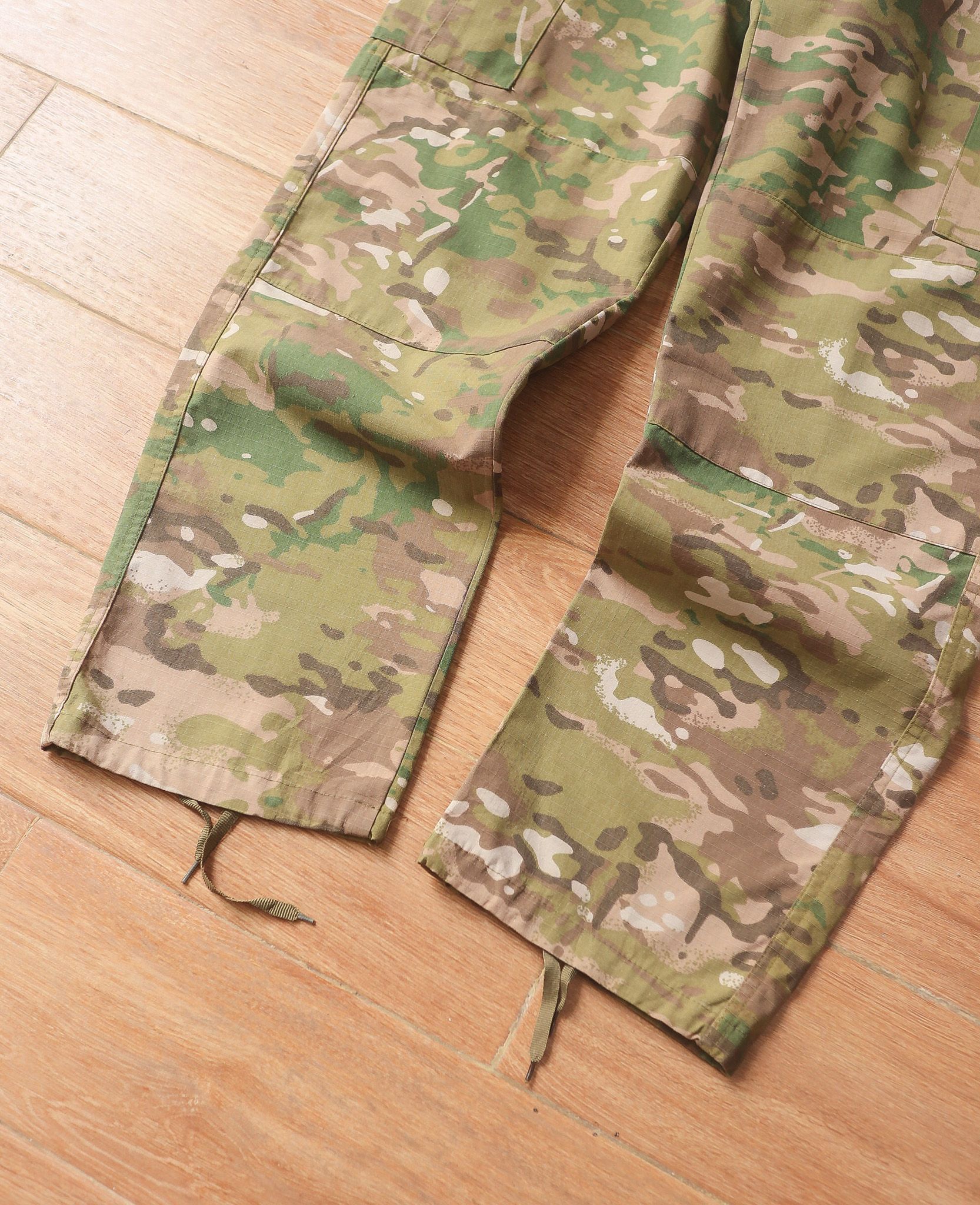  08.19.24 - VTG RIPSTOP MILITARY CARGO PANTS 