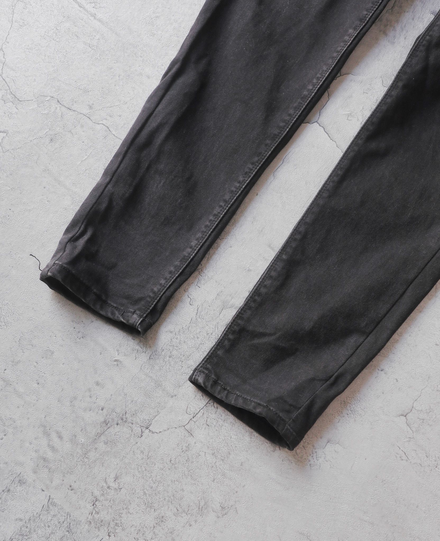  01.22.24 - VTG SKINNY DENIM PANTS - HERMEC 