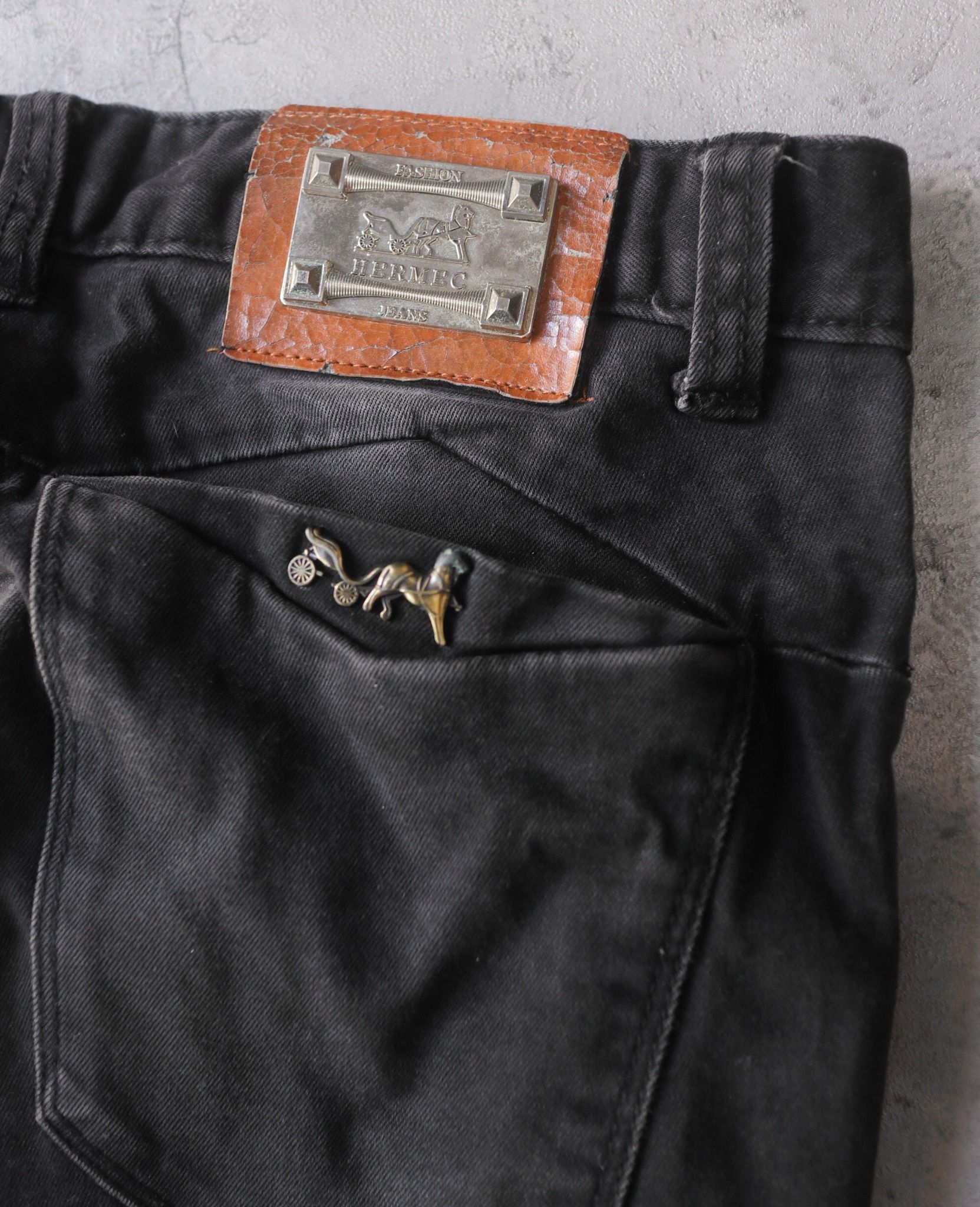  01.22.24 - VTG SKINNY DENIM PANTS - HERMEC 